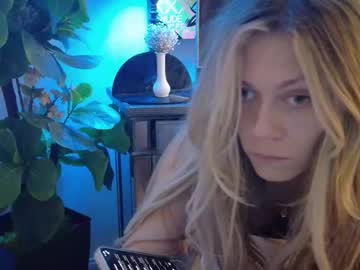 roxynyes