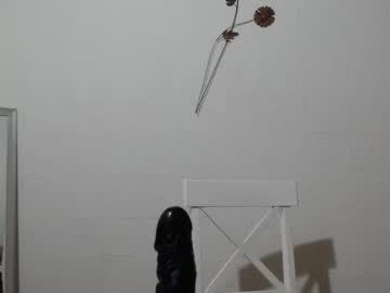viiolettaaa